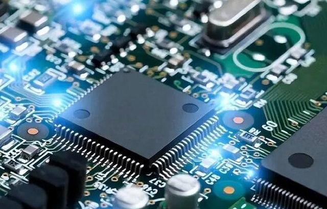 長(zhǎng)期回收【Xilinx】現(xiàn)場(chǎng)可編程門陣列、射頻片上系統(tǒng)、SoC FPGA、處理器 IC