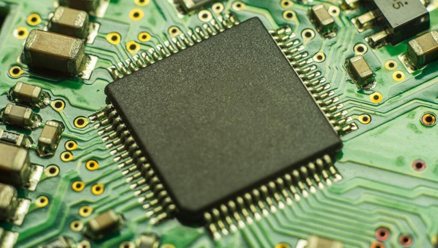 收購【Intel】現(xiàn)場(chǎng)可編程門陣列：Stratix IV FPGAs、SoC FPGAs、Cyclone 10 FPGAs、Arria FPGAs