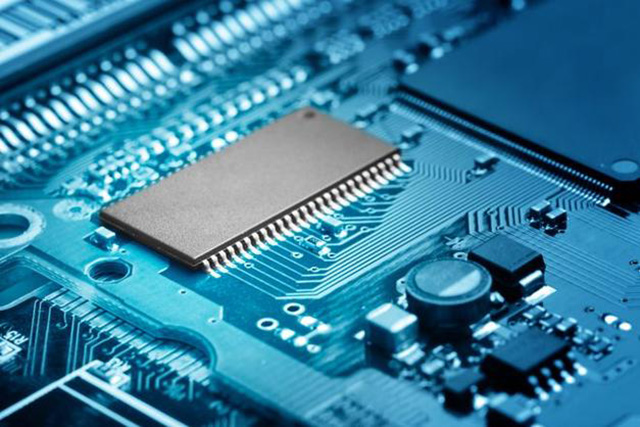 回收瑞薩特定應(yīng)用時鐘：PCI Express 時鐘、處理器時鐘、實(shí)時時鐘